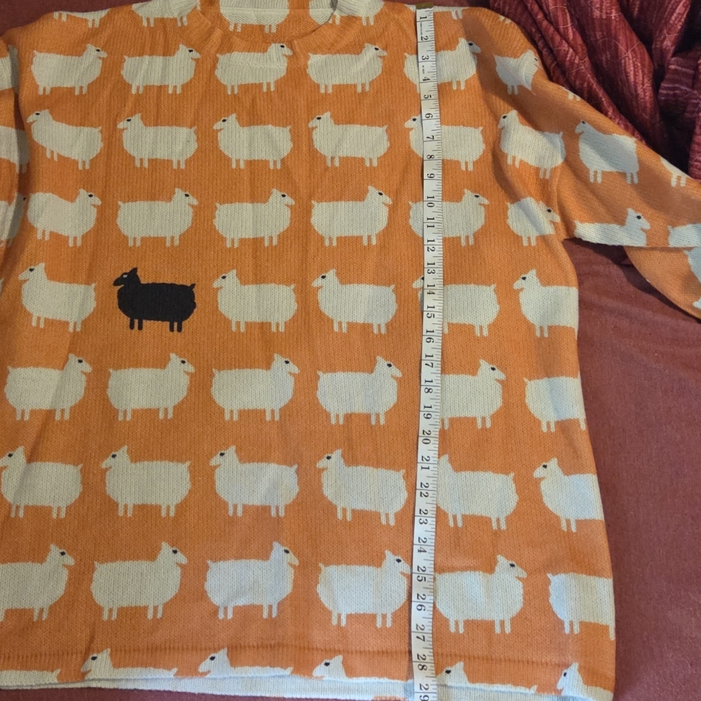 🪨 Orange Sheep Pattern Sweater - Picture 4 of 6
